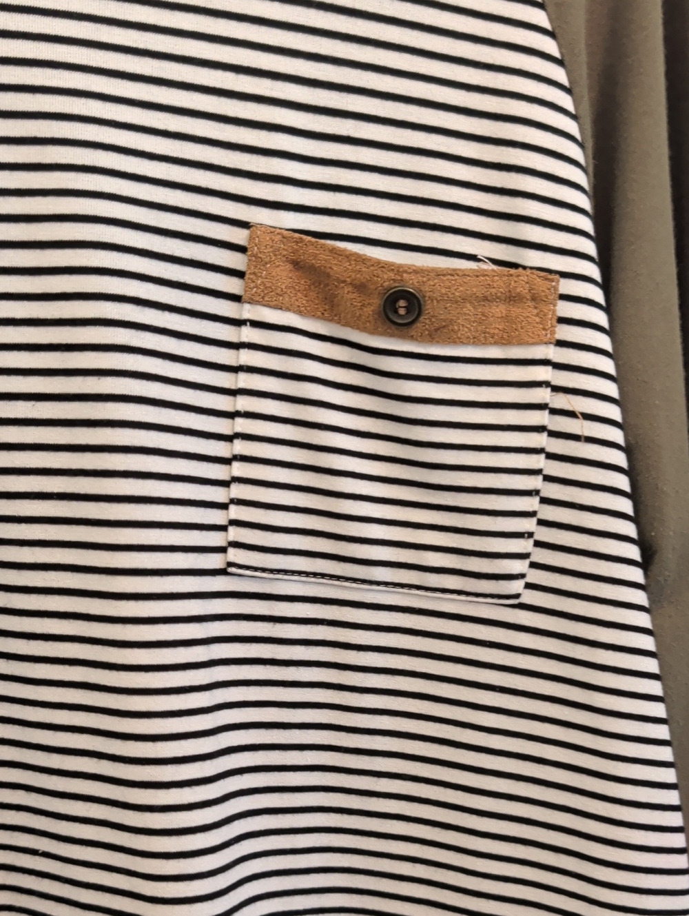 Doe & Rae Olive Raglan Striped Pocket Dress - Picture 3 of 5